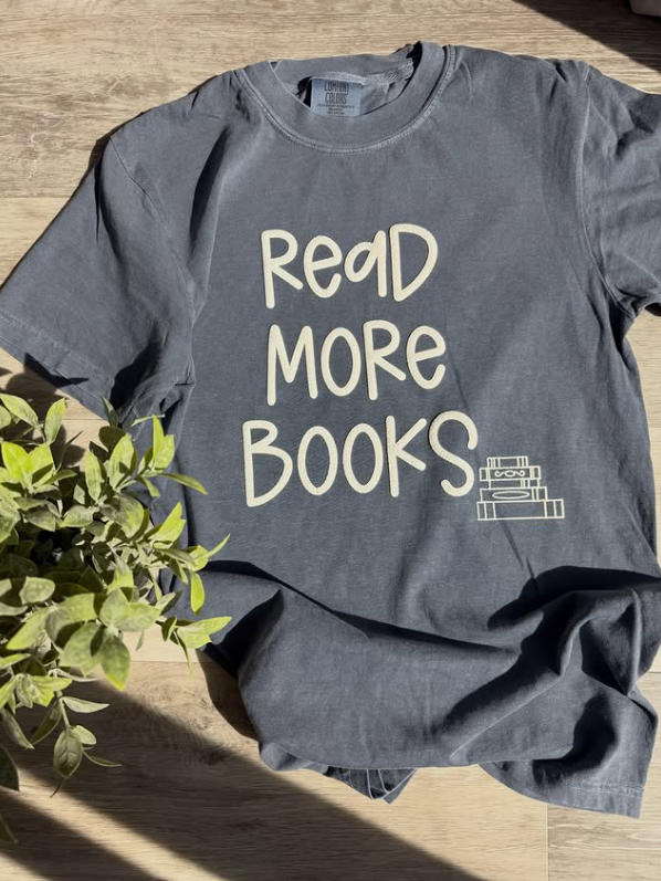 Read More Books Graphic Tee